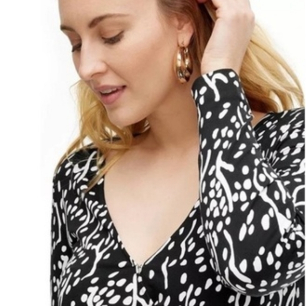 Diane Von Furstenberg Black and White Long Sleeve Dress - Picture 2 of 12